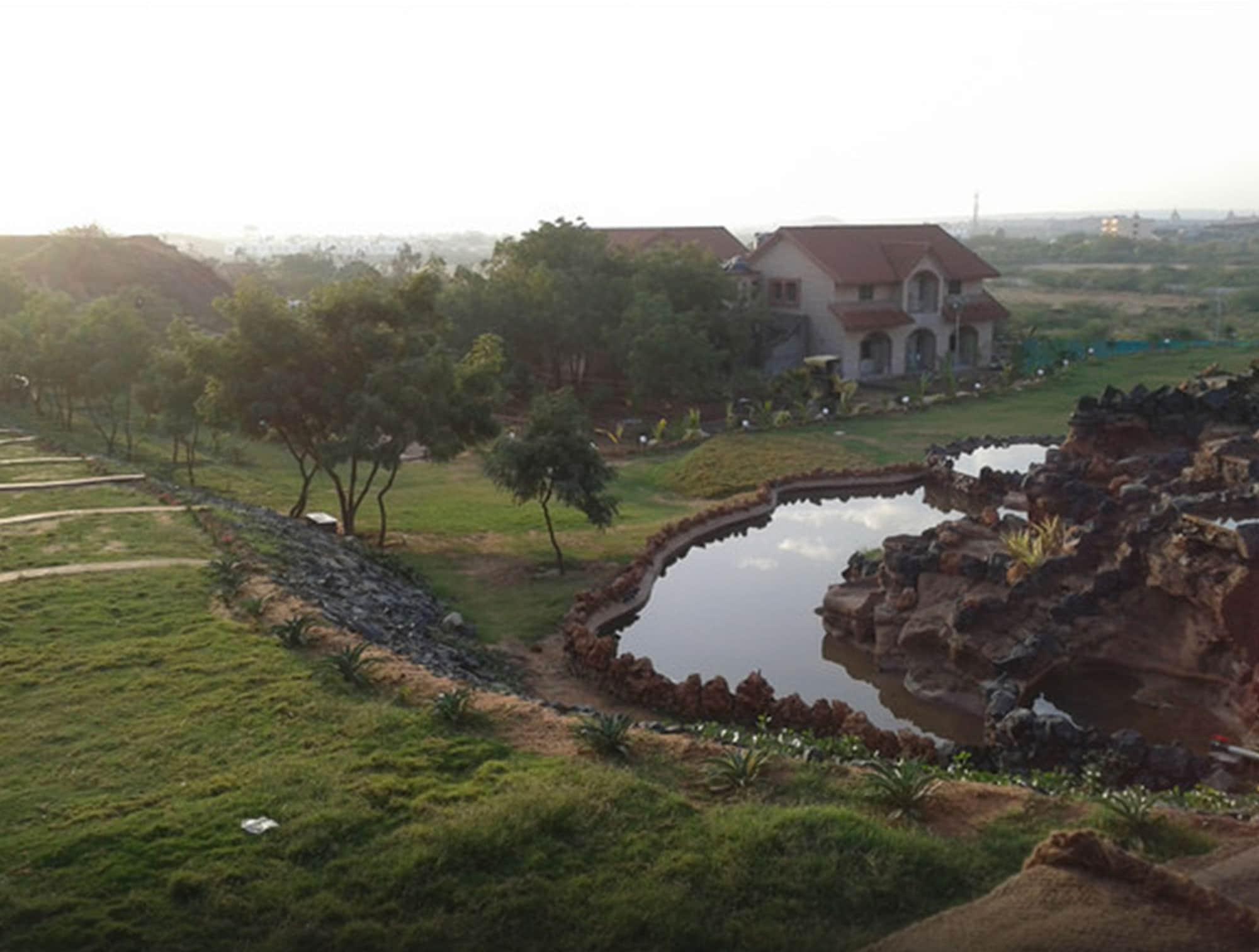 Regenta Resort Bhuj By Royal Orchid Hotels Limited Exterior foto