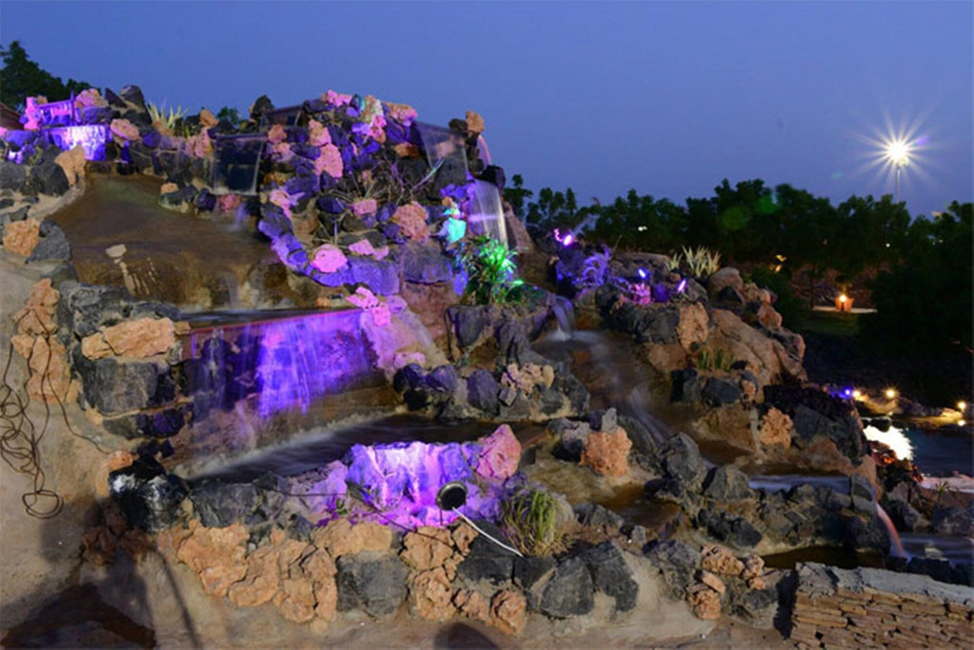 Regenta Resort Bhuj By Royal Orchid Hotels Limited Exterior foto